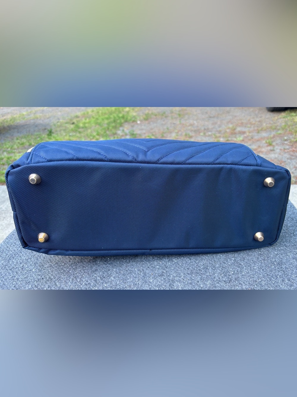 Kenneth Cole Reaction Chelsea Quilted Chevron Laptop Tablet Business Tote Navy - Picture 9 of 16